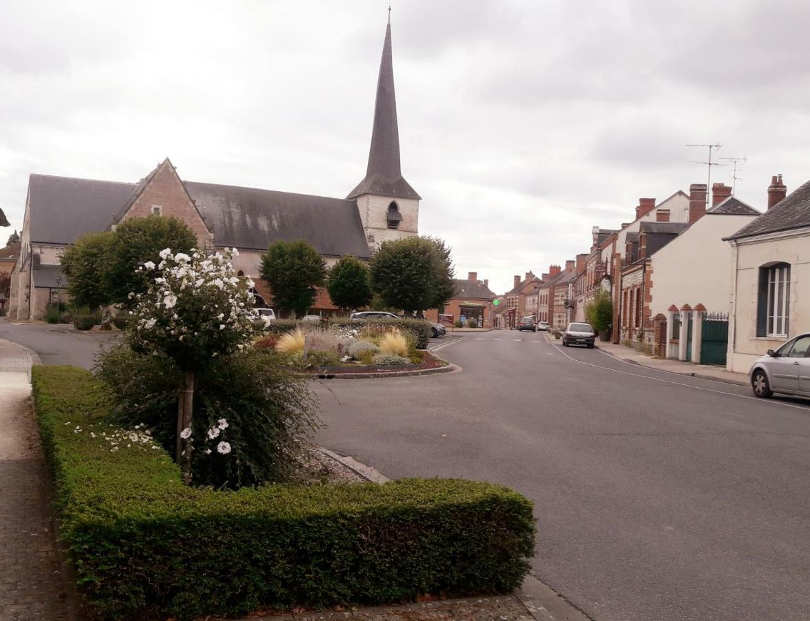 Les Palerees, Petite Maison Au Coeur De La Sologne Des Etangs Saint-Viatre Exterior photo